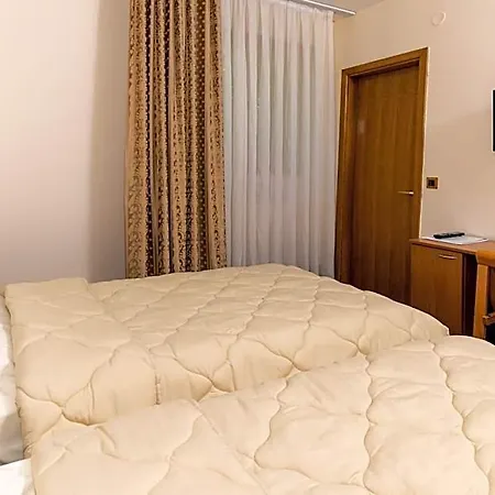 Kanet سكوبجي