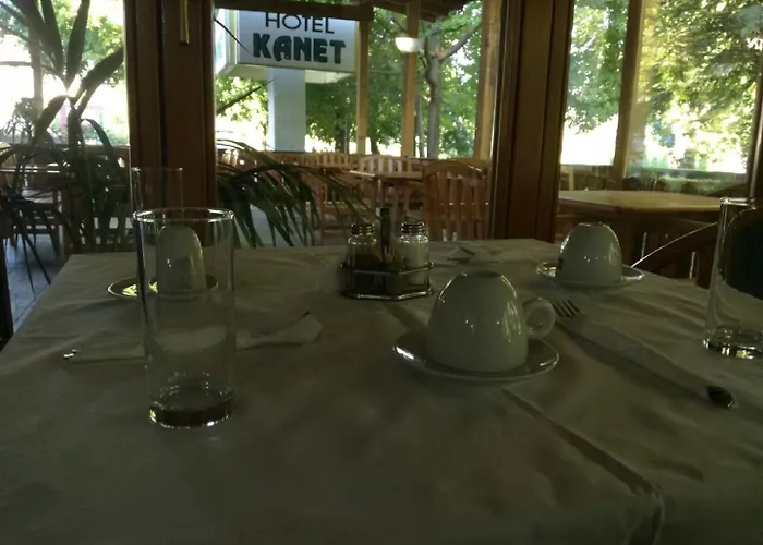 Kanet Otel Üsküp