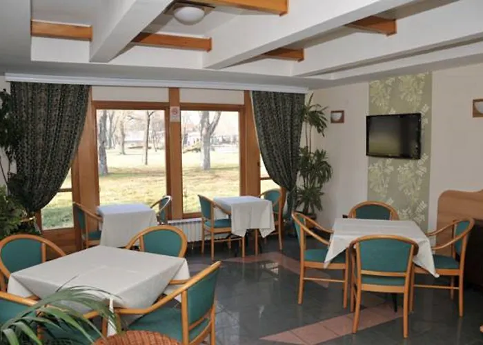 Otel Kanet